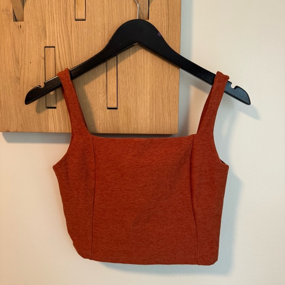 Beyond Yoga Impress Cropped Tank Warm Clay Heather - Picture 7 of 7